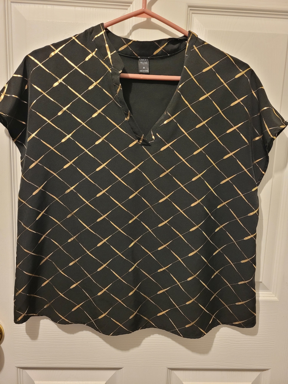 Emery Rose Black Short-Sleeve V-Neck Blouse with Gold Lattice